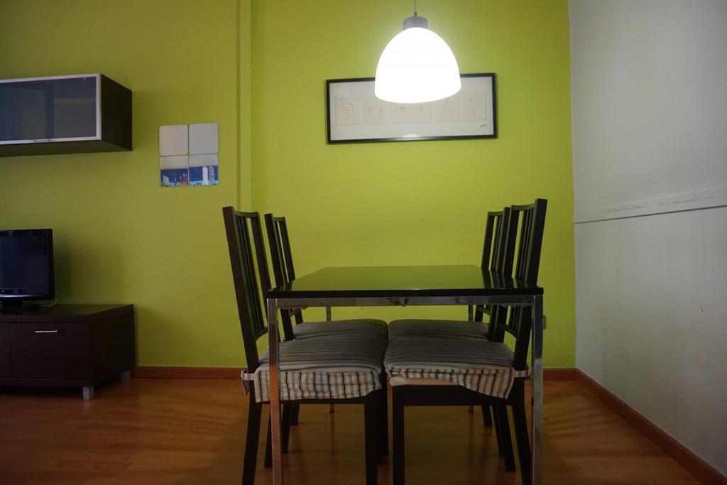 Aparteasy - Montjuic & Fira Barselona Dış mekan fotoğraf